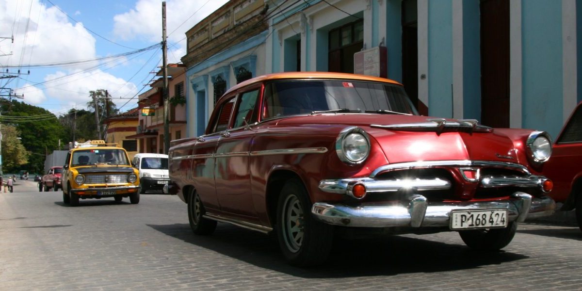 Ako nájsť lacné letenky na Kubu