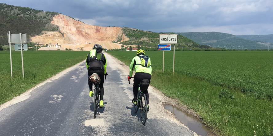 SK TOUR - na cestných bicykloch cez Hosťovce