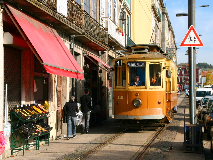 Porto - tram, električka, Portugal