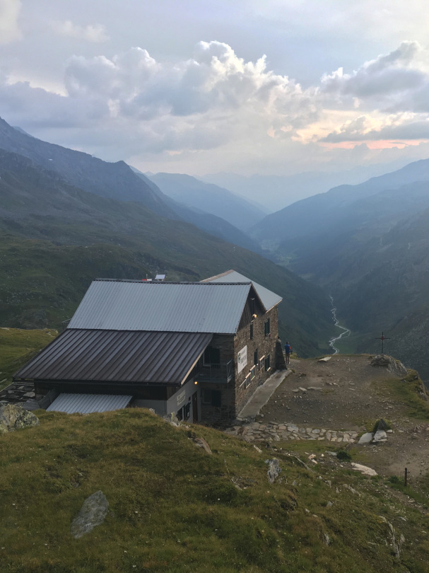 Rifugio Brigata Tridentina / Birnlückenhütte